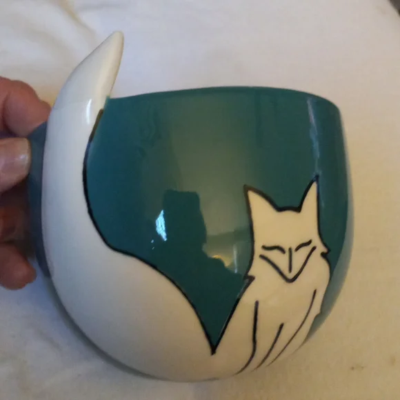 Cat Bowl  5" Across - Picture 5 of 6